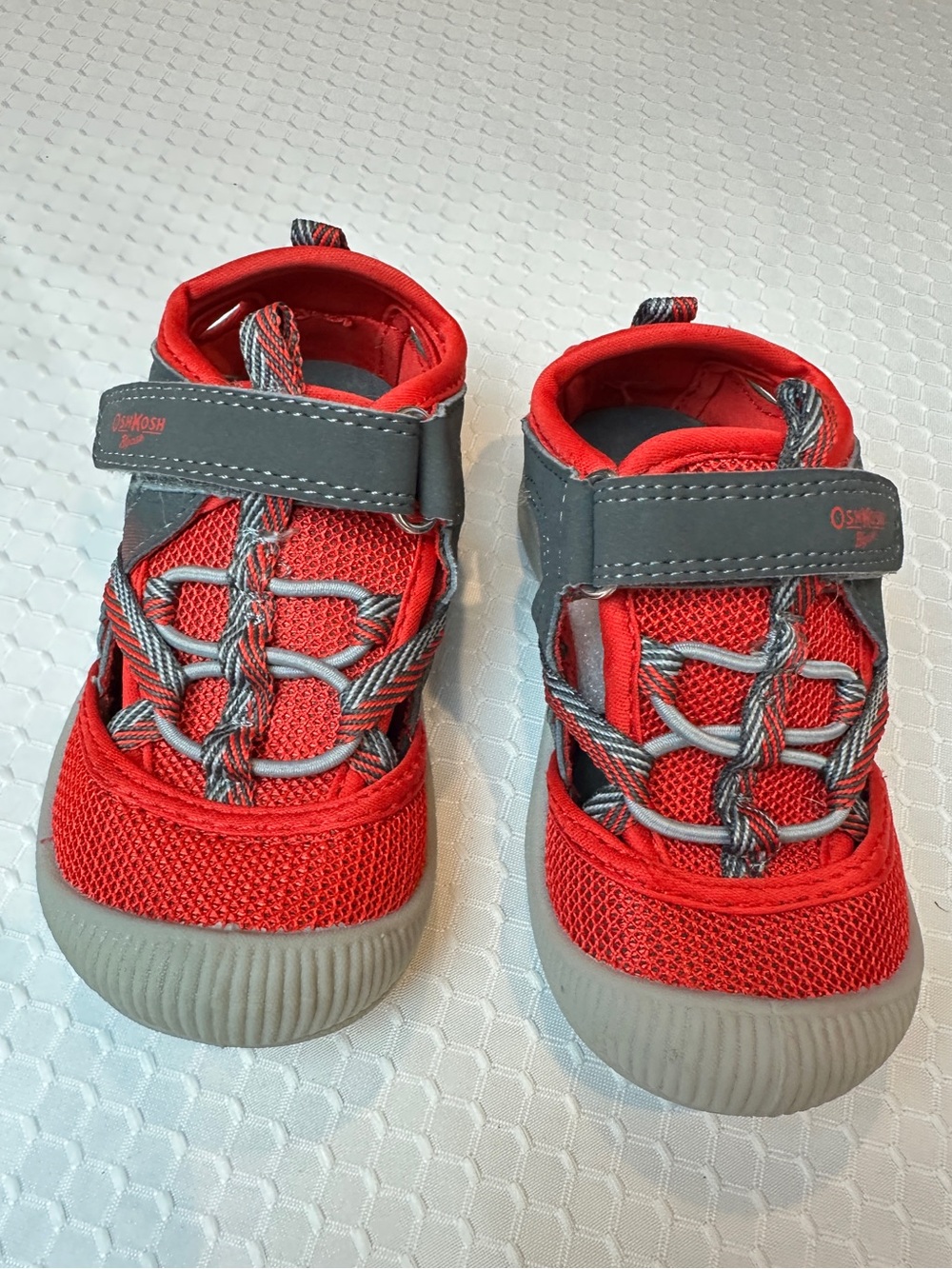 OshKosh B'gosh Red and Gray Mesh Hook-and-Loop Kids Sneakers